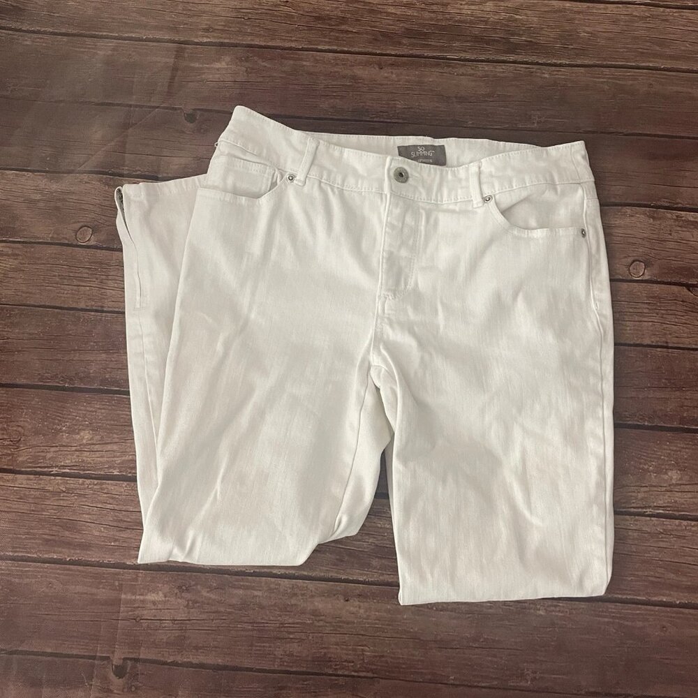 Women’s So Slimming By Chico’s White Jenas Size 1 (M 8)